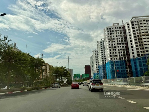 Đường về phía Nam qua cao tốc Pháp Vân - Cầu Giẽ thông thoáng. Ảnh: Hoài Anh