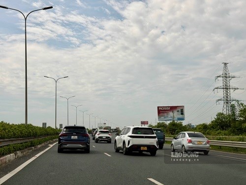 Cao tốc Pháp Vân - Cầu Giẽ thông thoáng, Vành đai 3 ùn nhẹ