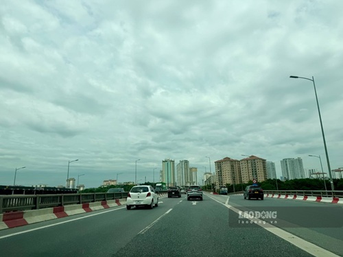 Chiều từ Ninh Bình về Hà Nội cao tốc Pháp Vân - Cầu Giẽ thông thoáng. Ảnh: Hoài Anh