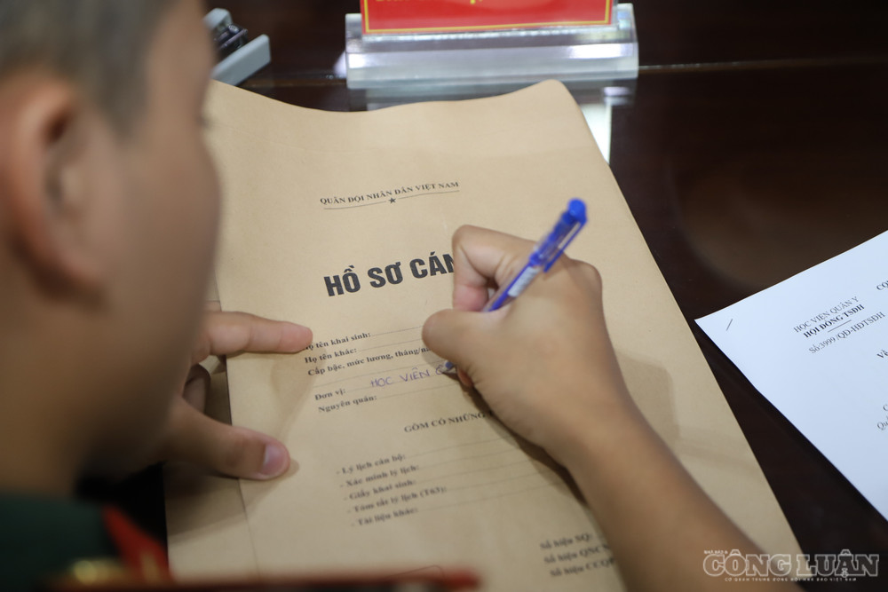 clo_br_img-2985.jpg