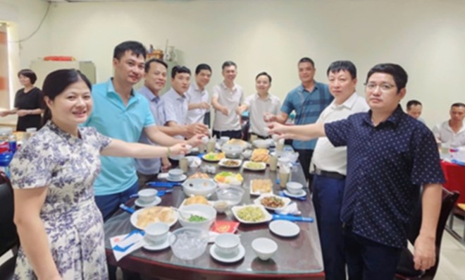 Công đoàn xây dựng môi trường làm việc hạnh phúc
