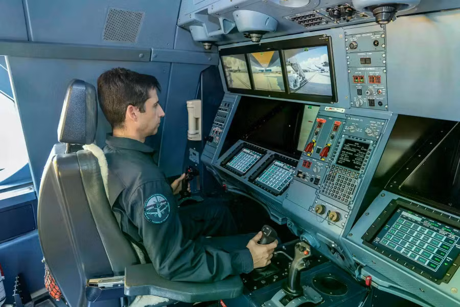 a330-kermo.jpg
