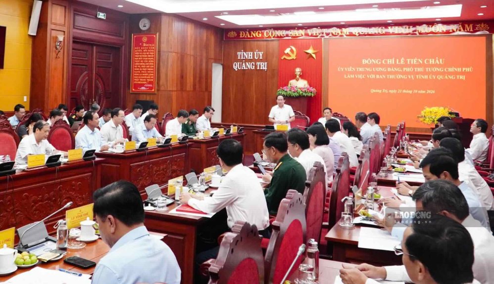 Quang cảnh buổi làm việc. Ảnh: Tân Hướng
