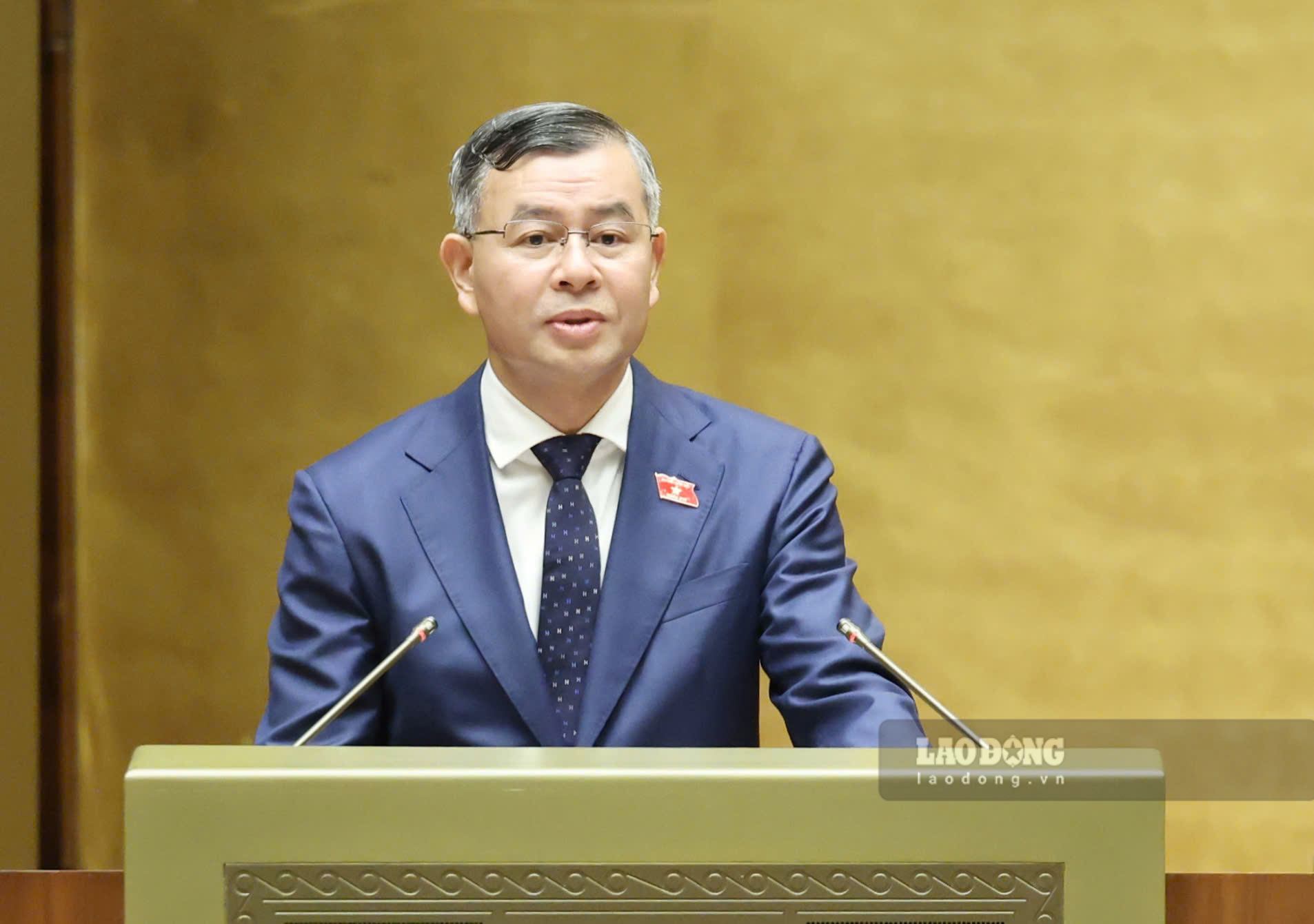 Bộ trưởng Bộ Tài chính Ngô Văn Tuấn trình