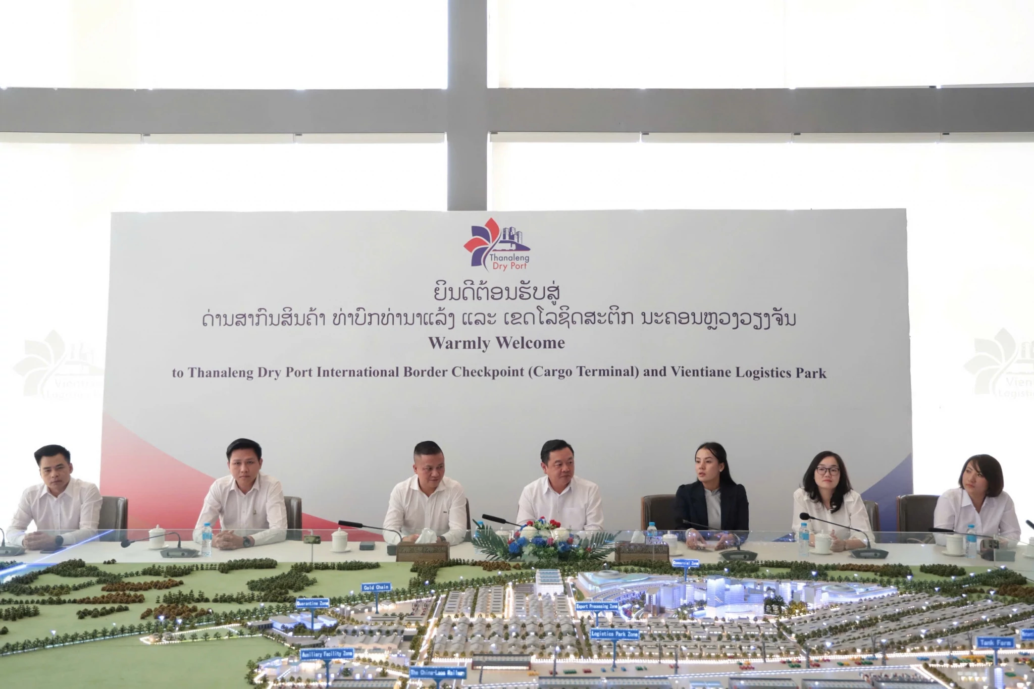 Tuổi trẻ Bộ Tài chính Việt Nam - Lào tăng cường giao lưu, kết nối hợp tác